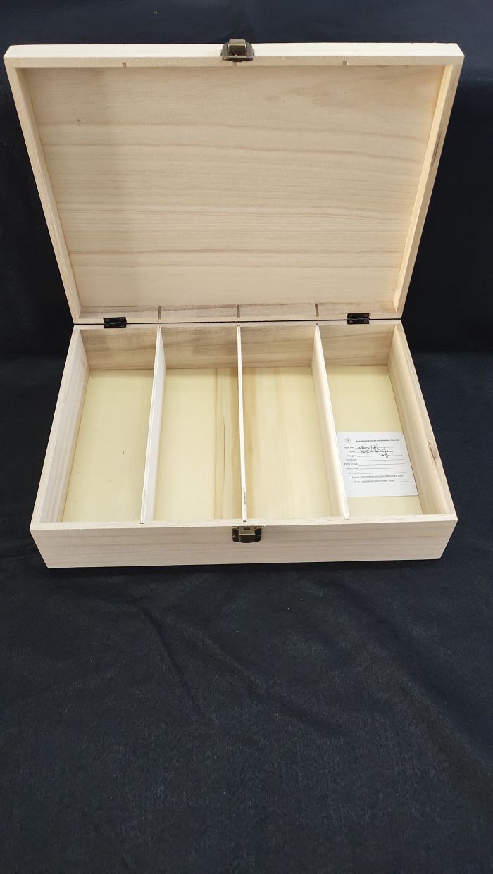 Bwat kado an bwa 4 boutèy